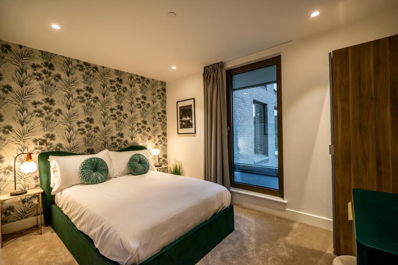 Tower View At Ryedale House Apartment